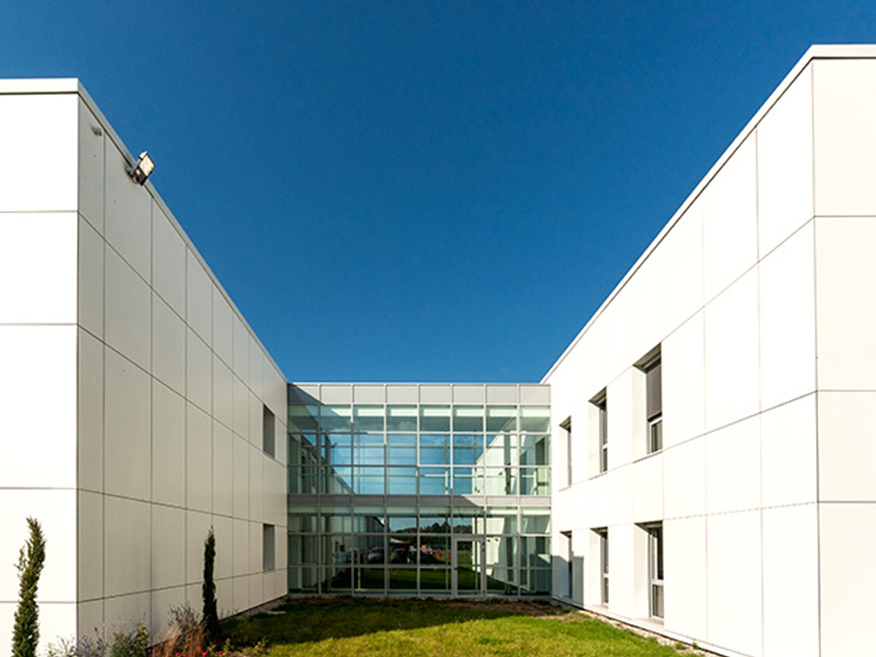 photo-siege-2953x2215px2